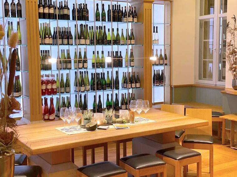 Die Vinothek: Viel mehr als eine Weinprobierstube!